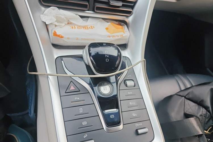 Used BYD Song Pro 2021 1.5T Automatic Xiaoyun Elite Edition Gear Lever