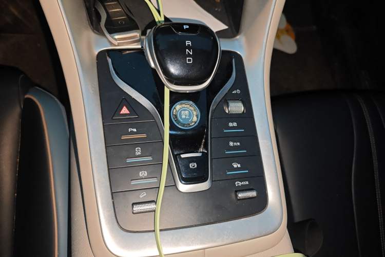 Used BYD Song Pro 2021 1.5T Automatic Xiaoyun Elite Edition Gear Lever