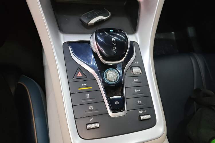 Used BYD Song Pro 2021 1.5T Automatic Xiaoyun Elite Edition Gear Lever
