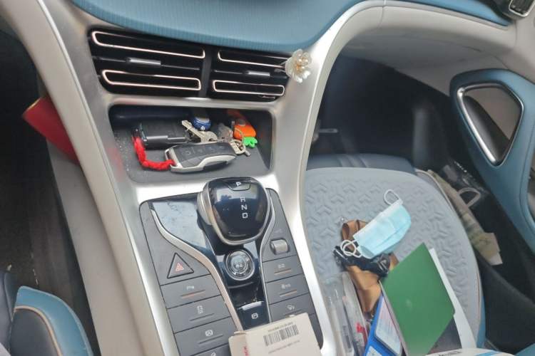 Used BYD Song Pro 2021 1.5T Automatic Xiaoyun Edition Prestige Version Gear Lever