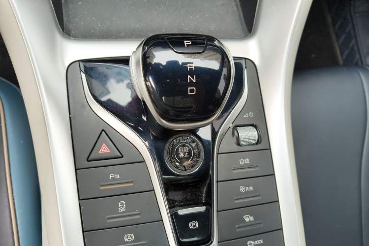 Used BYD Song Pro 2021 1.5T Automatic Xiaoyun Luxury Model Gear Lever