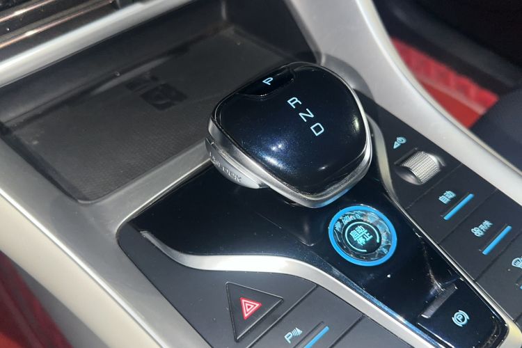 Used BYD Song Pro 2021 1.5T Automatic Xiaoyun Edition Prestige Version Gear Lever