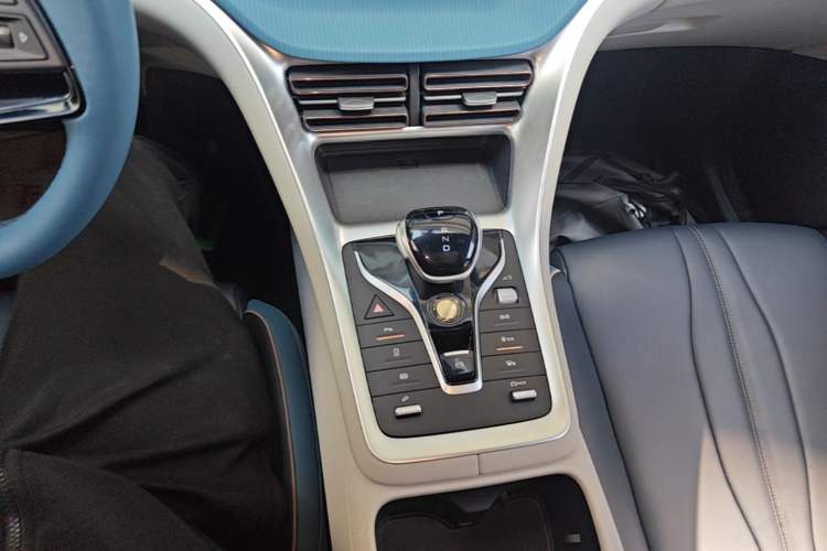 Used BYD Song Pro 2021 1.5T Automatic Xiaoyun Elite Edition Gear Lever