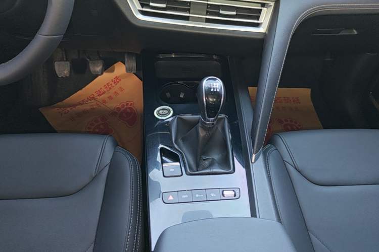 Used BYD Song Pro 2021 1.5T Manual Elite Edition Gear Lever