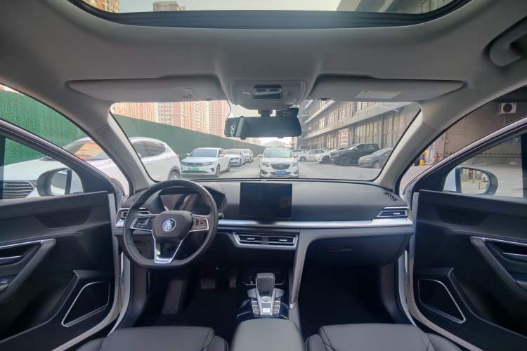 Used BYD Song Pro 2021 1.5T Automatic Elite Edition Interior 2