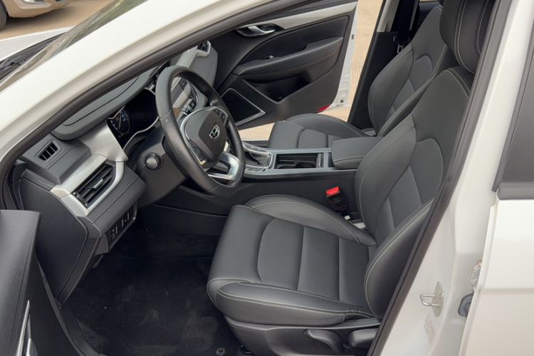 Used BYD Song Pro 2021 1.5T Automatic Xiaoyun Elite Edition Interior 4