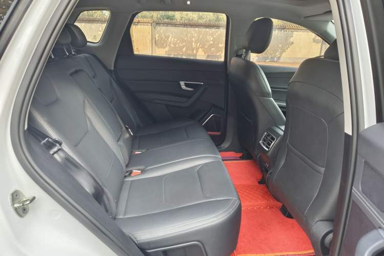 Used BYD Song Pro 2021 1.5T Automatic Elite Edition Interior 4