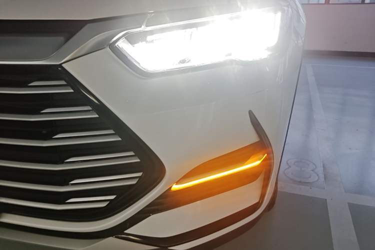 Used BYD Song Pro 2021 1.5T Automatic Luxury Model Left Front Headlight
