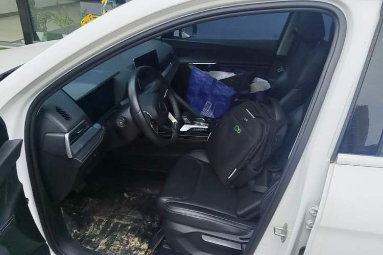 Used BYD Song Pro 2021 1.5T Automatic Elite Edition Left Front Seat