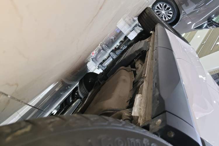 Used BYD Song Pro 2021 1.5T Automatic Xiaoyun Elite Edition Left Side Sill