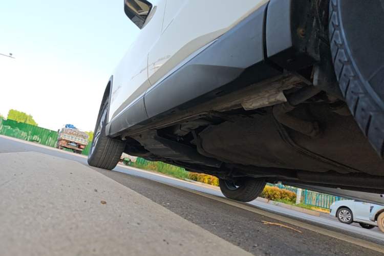 Used BYD Song Pro 2021 1.5T Manual Elite Edition Left Side Sill