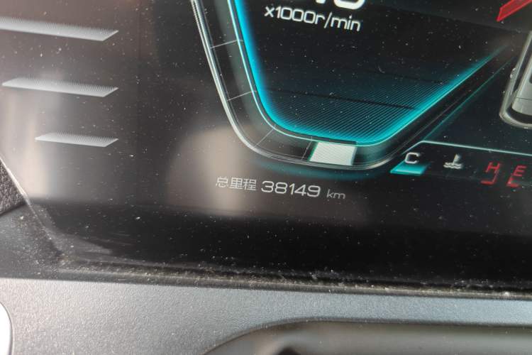 Used BYD Song Pro 2021 1.5T Automatic Elite Edition Odometer Close Up