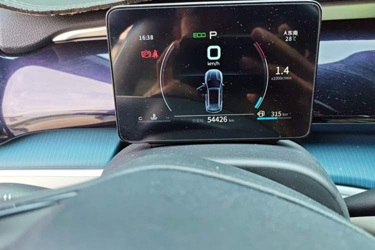 Used BYD Song Pro 2021 1.5T Automatic Xiaoyun Luxury Model Odometer Close Up