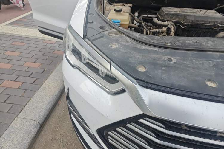 Used BYD Song Pro 2021 1.5T Automatic Xiaoyun Elite Edition Right Front Headlight