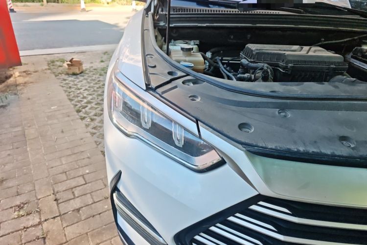 Used BYD Song Pro 2021 1.5T Automatic Xiaoyun Edition Prestige Version Right Front Headlight