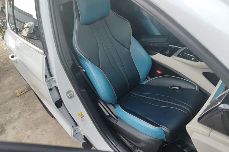 Used BYD Song Pro 2021 1.5T Automatic Xiaoyun Elite Edition Right Front Seat
