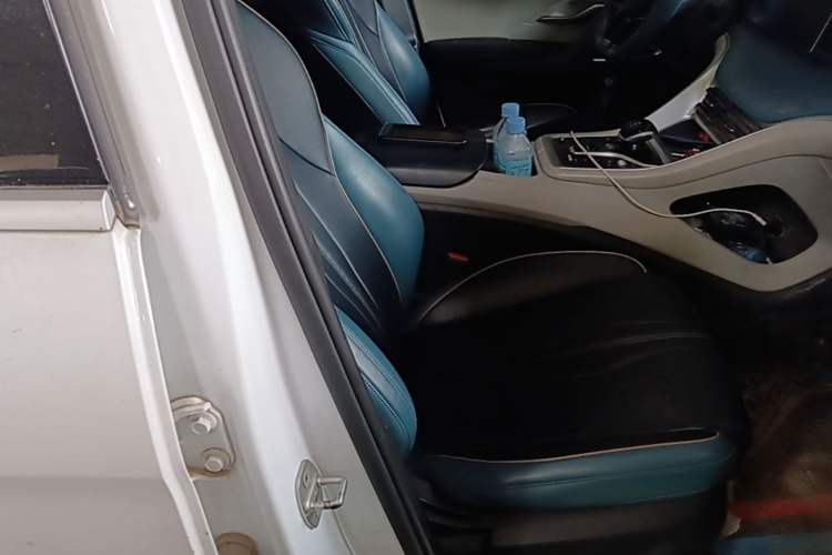 Used BYD Song Pro 2021 1.5T Automatic Xiaoyun Elite Edition Right Front Seat