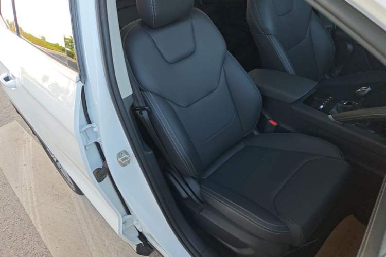 Used BYD Song Pro 2021 1.5T Manual Elite Edition Right Front Seat