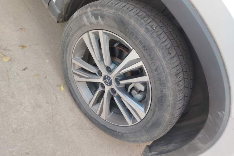 Used BYD Song Pro 2021 1.5T Automatic Elite Edition Right Front Wheel Hub