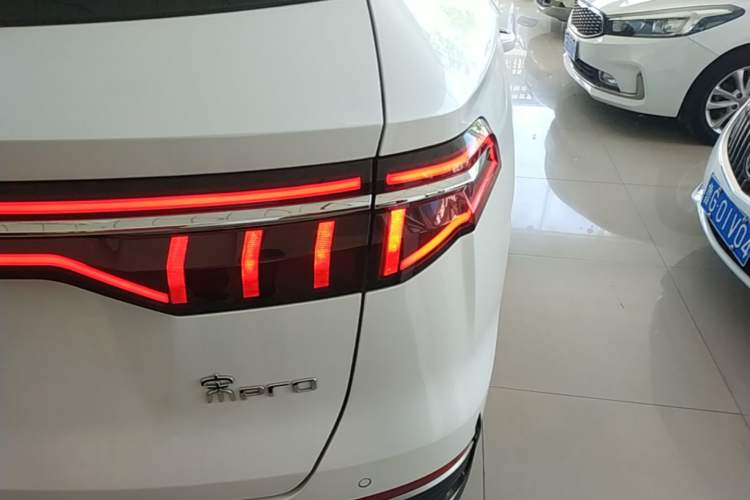 Used BYD Song Pro 2021 1.5T Automatic Xiaoyun Edition Prestige Version Right Rear Taillight