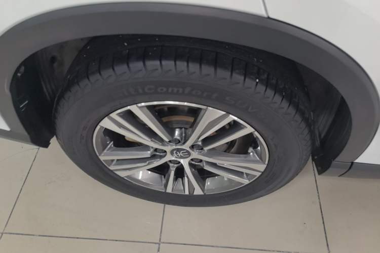 Used BYD Song Pro 2021 1.5T Automatic Xiaoyun Luxury Model Right Rear Wheel Hub