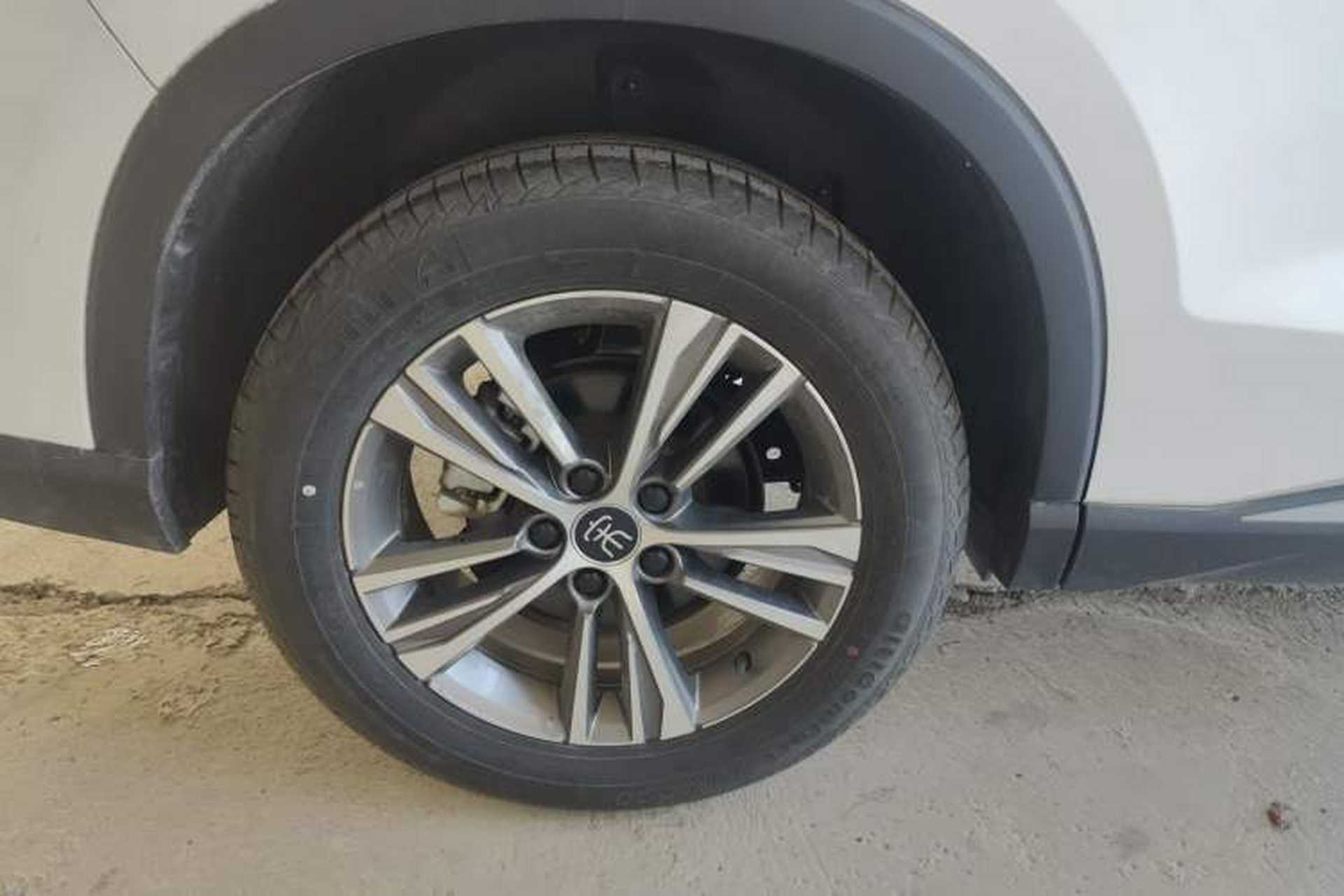 Used BYD Song Pro 2021 1.5T Automatic Xiaoyun Luxury Model Right Rear Wheel Hub