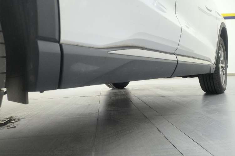 Used BYD Song Pro 2021 1.5T Automatic Xiaoyun Luxury Model Right Side Sill