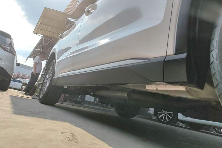 Used BYD Song Pro 2021 1.5T Automatic Xiaoyun Elite Edition Right Side Sill