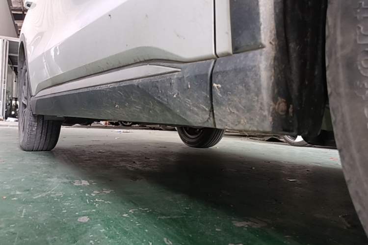 Used BYD Song Pro 2021 1.5T Automatic Xiaoyun Elite Edition Right Side Sill