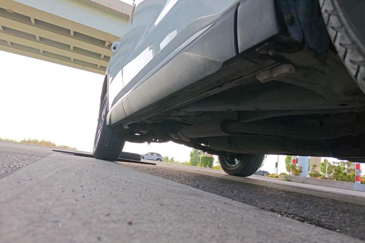 Used BYD Song Pro 2021 1.5T Manual Elite Edition Right Side Sill