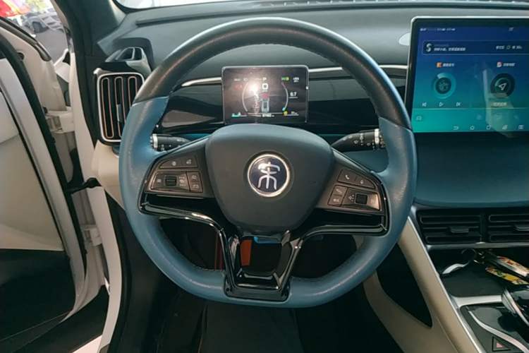 Used BYD Song Pro 2021 1.5T Automatic Xiaoyun Edition Prestige Version Steering Wheel