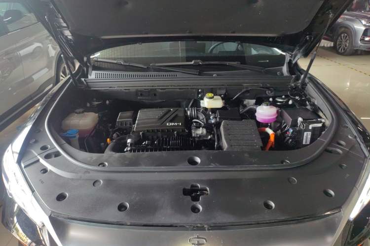 Used BYD Song Pro New Energy 2024 HONOR Edition DM-i 110KM Excellence Model Engine Bay