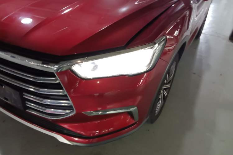 Used BYD Song Pro New Energy 2019 DM 1.5T Four-Wheel Drive Performance Edition Flagship Model Left Front Headlight