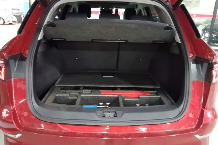 Used BYD Song Pro New Energy 2019 DM 1.5T Four-Wheel Drive Performance Edition Flagship Model Trunk