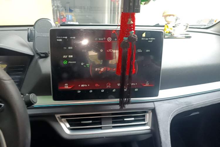Used BYD Song Pro New Energy 2019 DM 1.5T Four-Wheel Drive Performance Edition Flagship Model Audio And AC Panel