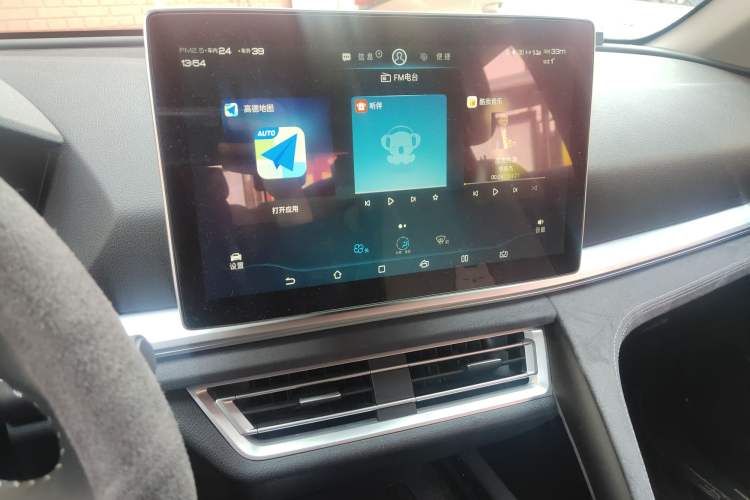Used BYD Song Pro New Energy 2019 EV High-Power Long-Range Flagship Model Audio And AC Panel