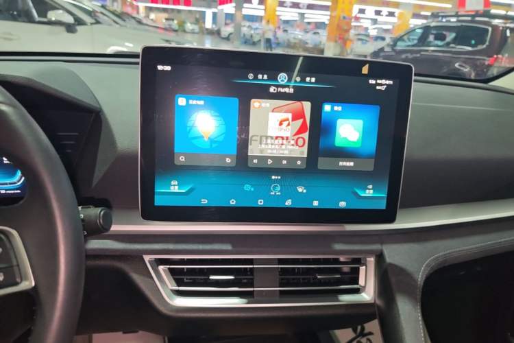 Used BYD Song Pro New Energy 2019 DM 1.5T Four-Wheel Drive Performance Edition Deluxe Model Audio And AC Panel