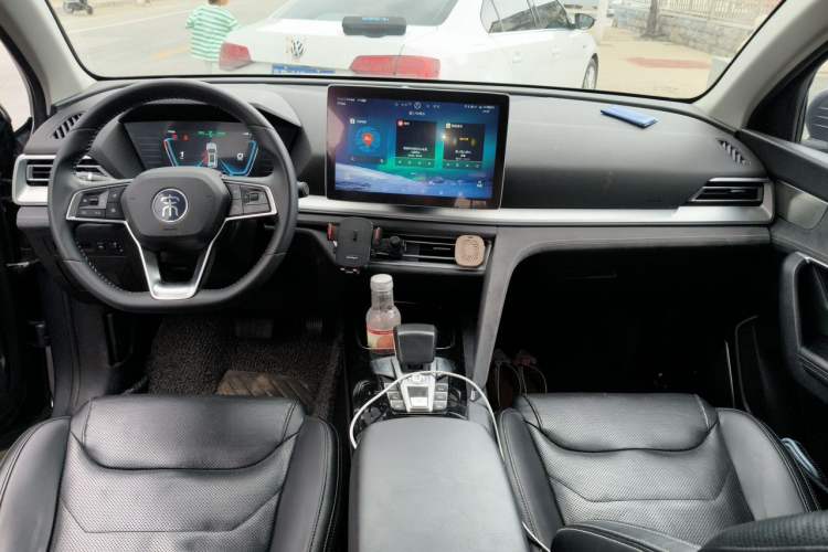 Used BYD Song Pro New Energy 2019 EV High-Power Long-Range Flagship Model Center Console