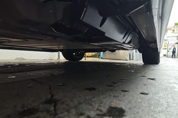 Used BYD Song Pro New Energy 2019 DM 1.5T Four-Wheel Drive Performance Edition Deluxe Model Chassis Front Left