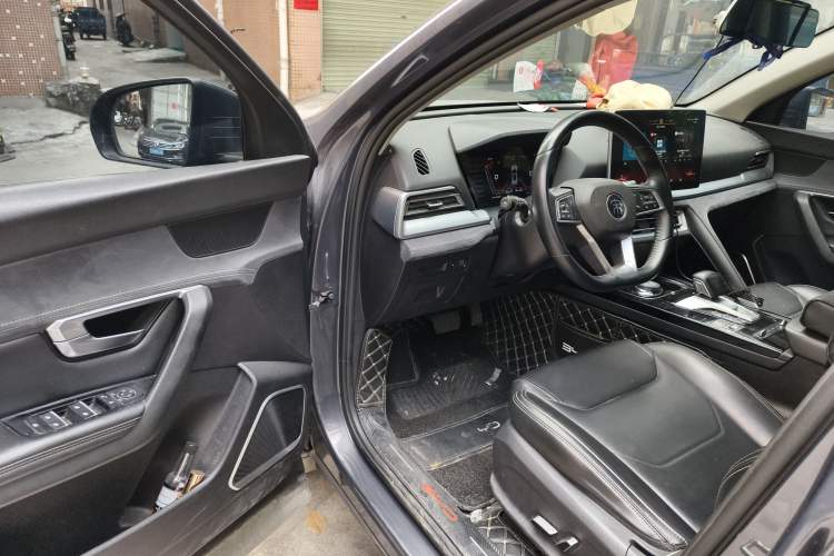 Used BYD Song Pro New Energy 2019 DM 1.5T Four-Wheel Drive Performance Edition Deluxe Model Driver Seat