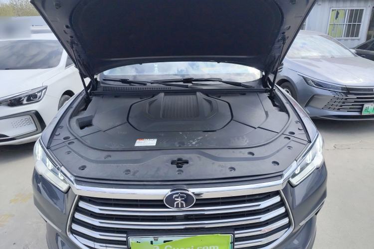 Used BYD Song Pro New Energy 2019 DM 1.5T Four-Wheel Drive Performance Edition Deluxe Model Engine Bay