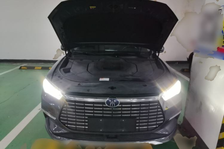 Used BYD Song Pro New Energy 2019 EV High-Power Long-Range Flagship Model Engine Bay