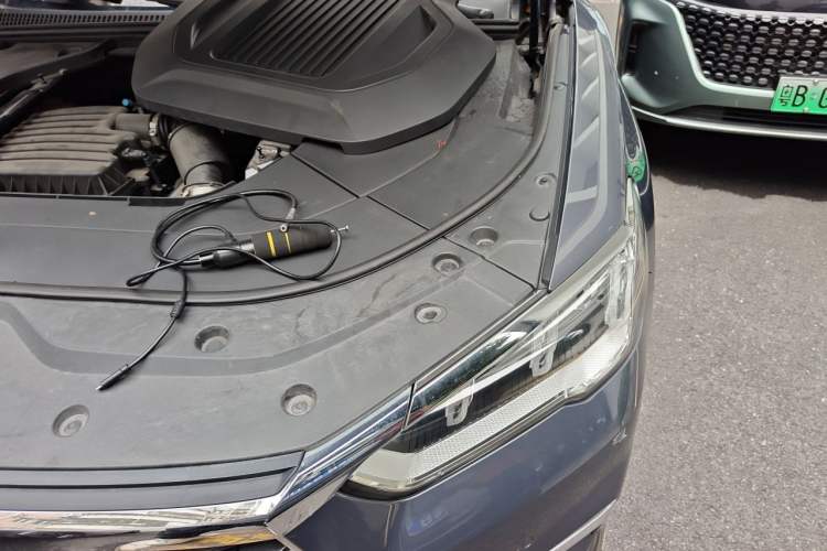 Used BYD Song Pro New Energy 2019 DM 1.5T Four-Wheel Drive Performance Edition Flagship Model Engine Bay Left