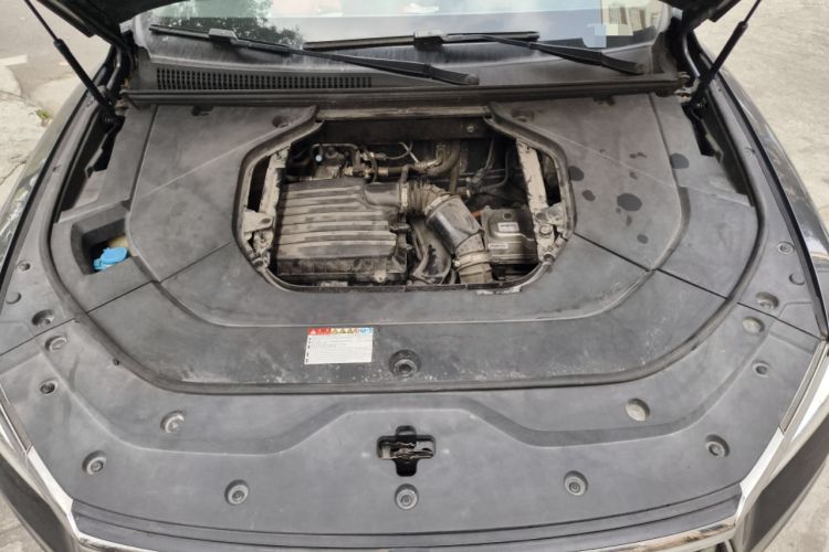 Used BYD Song Pro New Energy 2019 DM 1.5T Four-Wheel Drive Performance Edition Deluxe Model Engine Bay