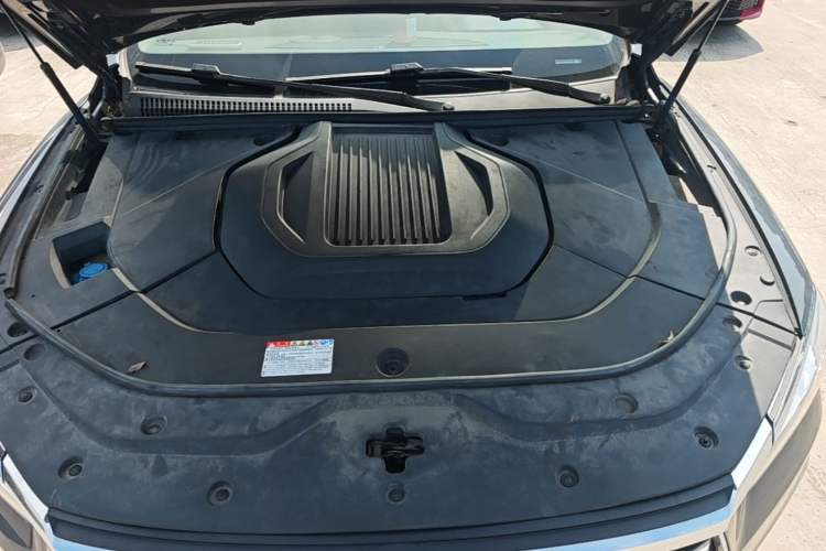 Used BYD Song Pro New Energy 2019 DM 1.5T Four-Wheel Drive Performance Edition Flagship Model Engine Bay