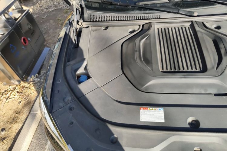Used BYD Song Pro New Energy 2019 EV High-Power Long-Range Flagship Model Engine Bay Right
