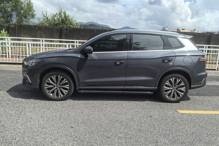 Used BYD Song Pro New Energy 2019 DM 1.5T Four-Wheel Drive Performance Edition Flagship Model Exterior 4