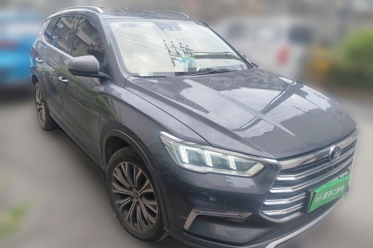 Used BYD Song Pro New Energy 2019 DM 1.5T Four-Wheel Drive Performance Edition Flagship Model Front Right 45 Deg