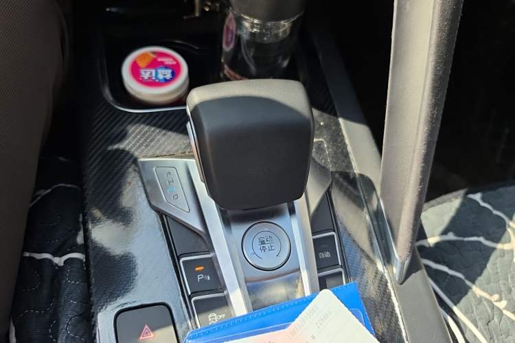 Used BYD Song Pro New Energy 2019 DM 1.5T Four-Wheel Drive Performance Edition Deluxe Model Gear Lever