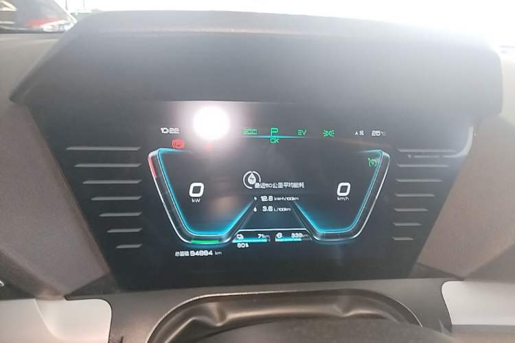 Used BYD Song Pro New Energy 2019 DM 1.5T Four-Wheel Drive Performance Edition Comfort Model Instrument Cluster